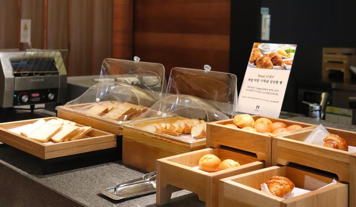 Hotel Pj Myeongdong Seul