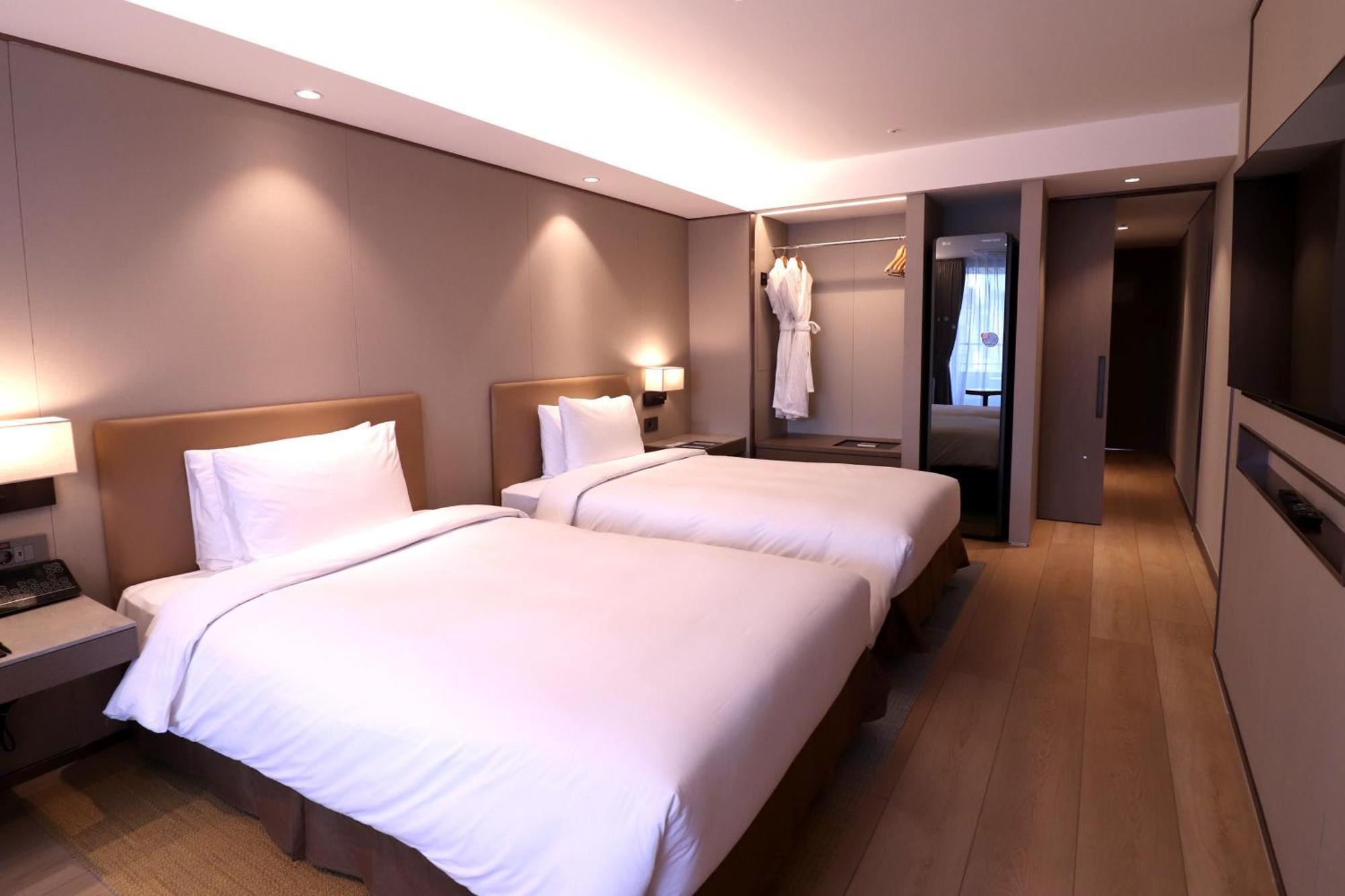 Pj Myeongdong Hotel Seul