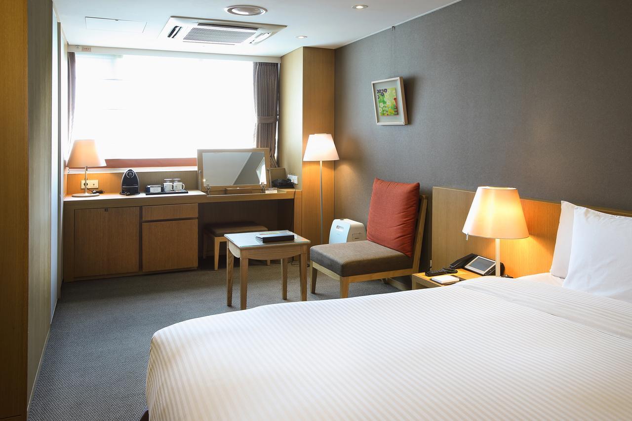 Pj Myeongdong 4* Seul