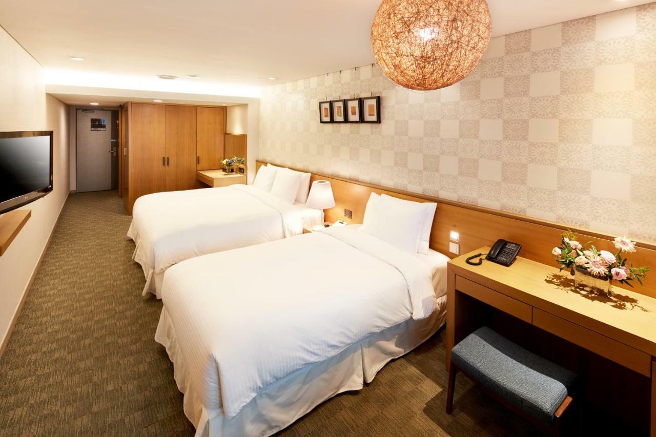 Pj Myeongdong 4* Seul